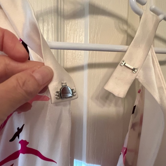 Stunning Chloe Dao (Project Runway winner) size 2 halter top, pink bird print - Picture 3 of 5